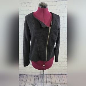 Como Black Blouse with Textured Fabric and Relaxed Fit